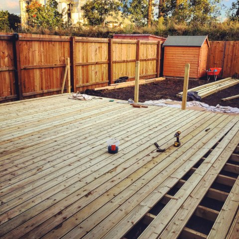 accommodation-img-05 decking and fencing small square image 1